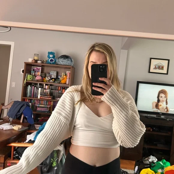 Cream Cropped Ribbed Sweater - Picture 2 of 3